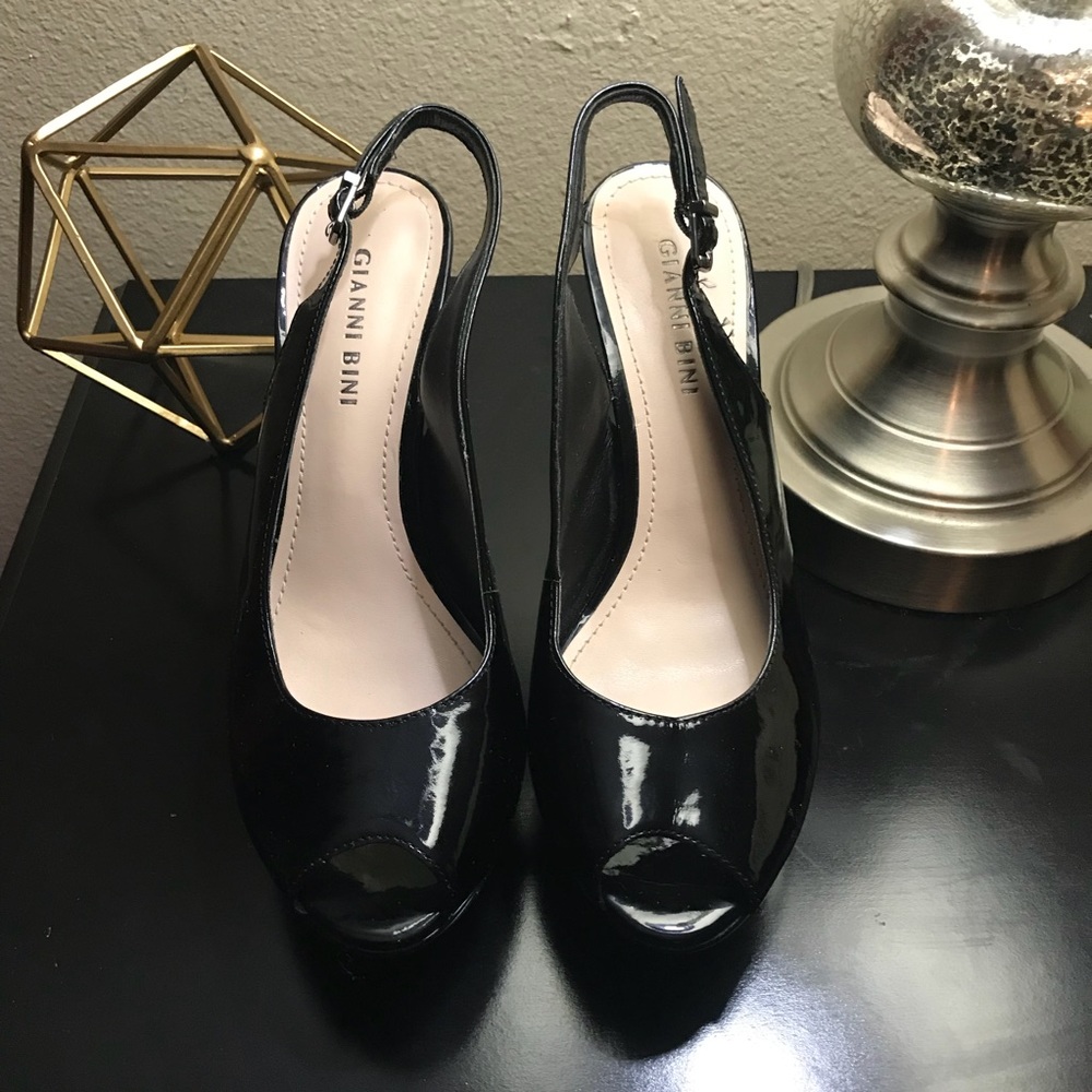 ‼️ Black peep toe heels